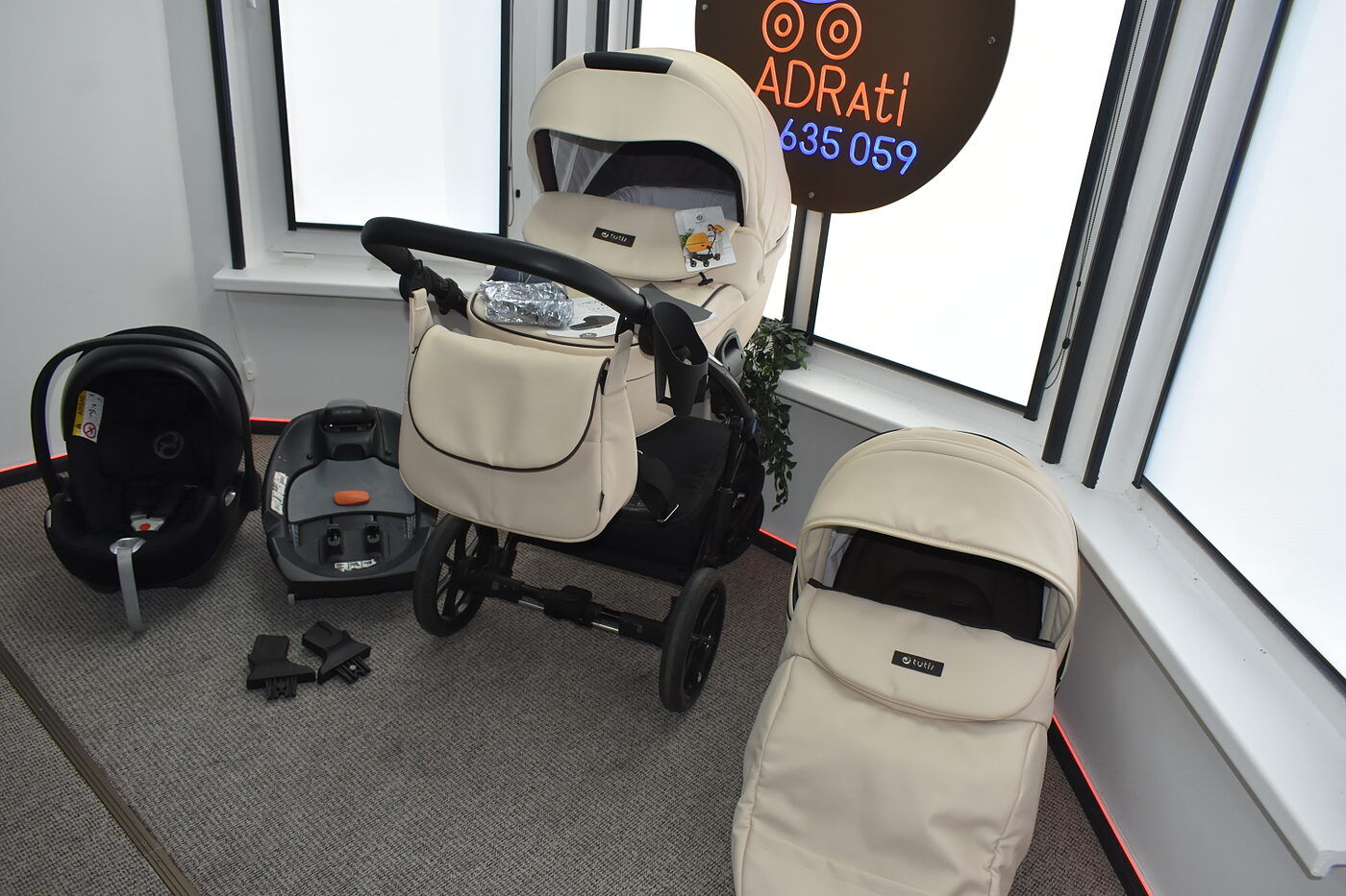 (Lietoti) TUTIS VIVA LIFE ECO LEATHER