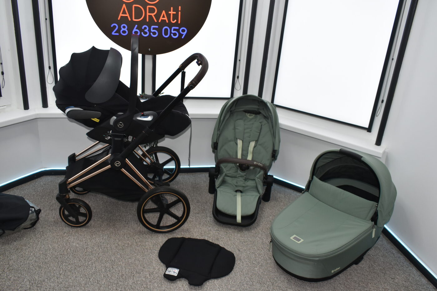 (Lietoti) Cybex Priam 4.0 Leaf