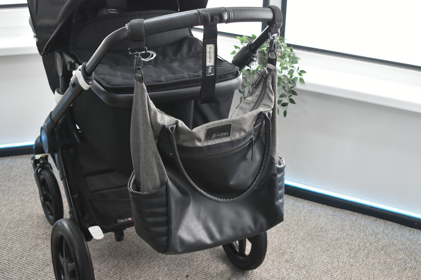 (Lietota) Cybex Priam 2.0 Manhattan grey Ratu soma ar rāmja stiprinājumiem (Pelēka)